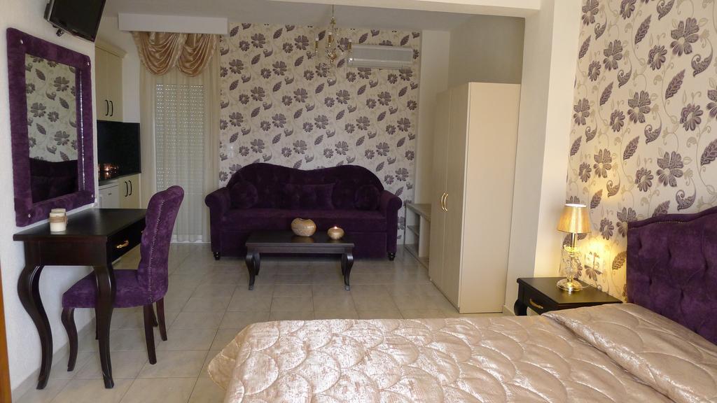 George & Sia'S House Apartment Neos Marmaras Bagian luar foto