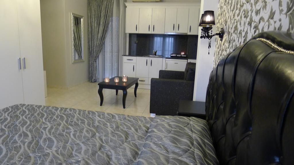 George & Sia'S House Apartment Neos Marmaras Bagian luar foto