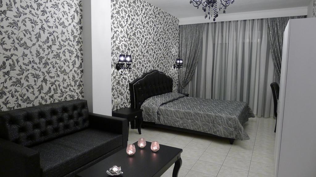 George & Sia'S House Apartment Neos Marmaras Bagian luar foto